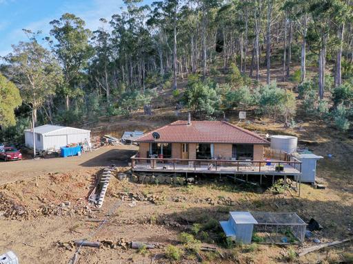 Farm For Sale - TAS - Black Hills - 7140 - Peaceful 10-Acre Lifestyle Retreat with Stunning Valley Views 