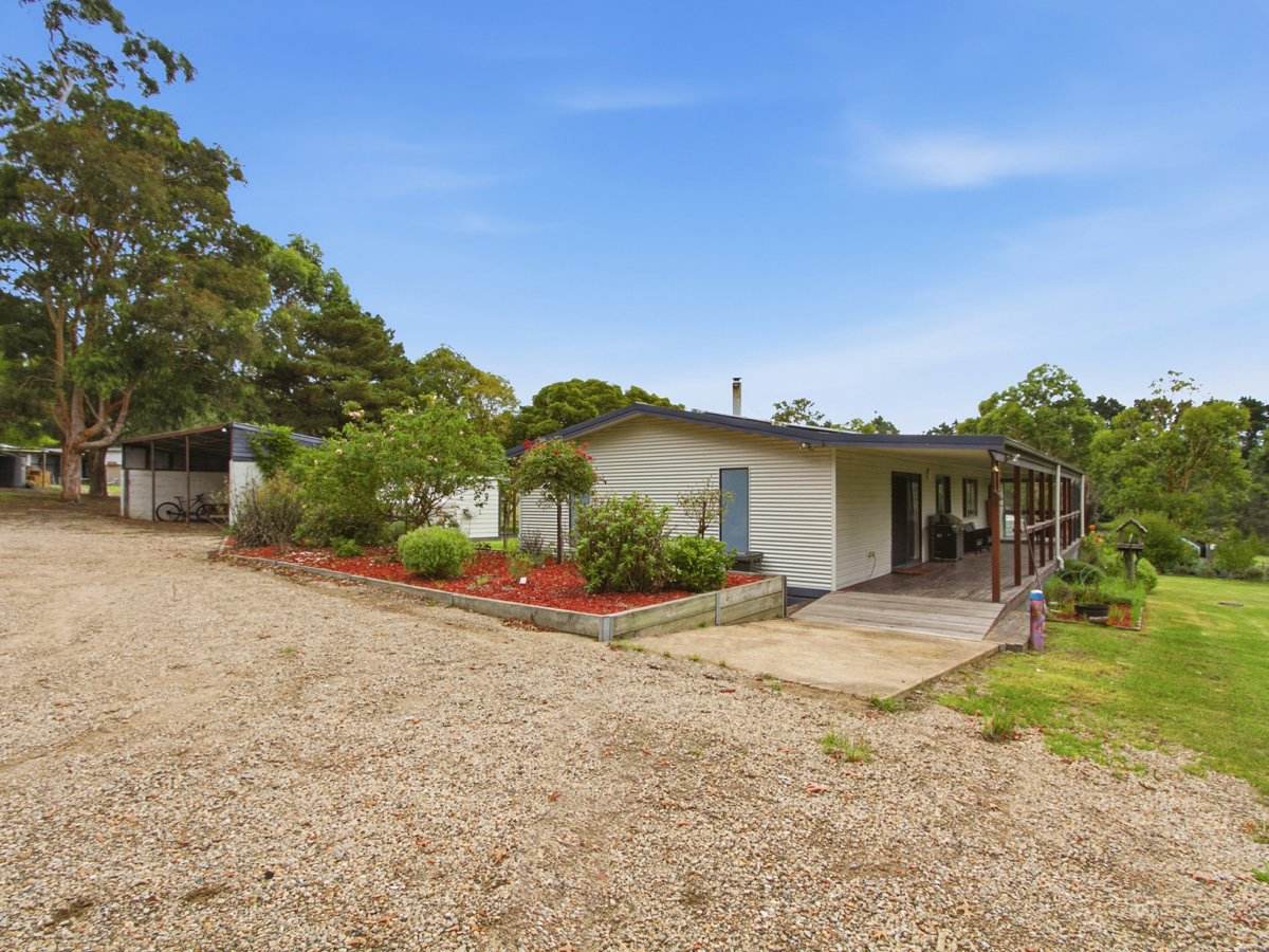 431 Stephenson Road, Nicholson For Sale by Farmbuy.com - image 3