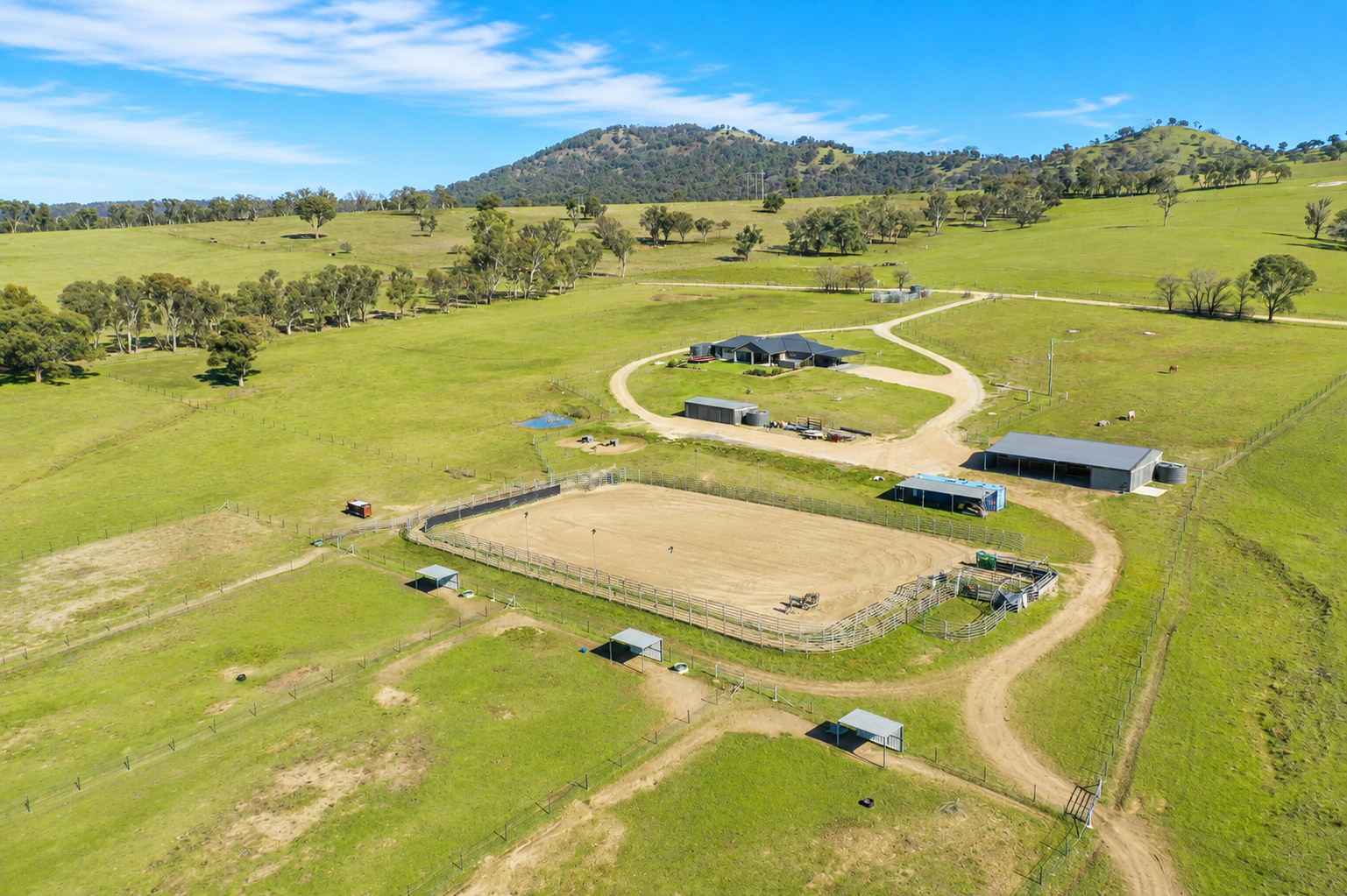 6953 Halls Creek Road, Bendemeer For Sale by Farmbuy.com - image 2