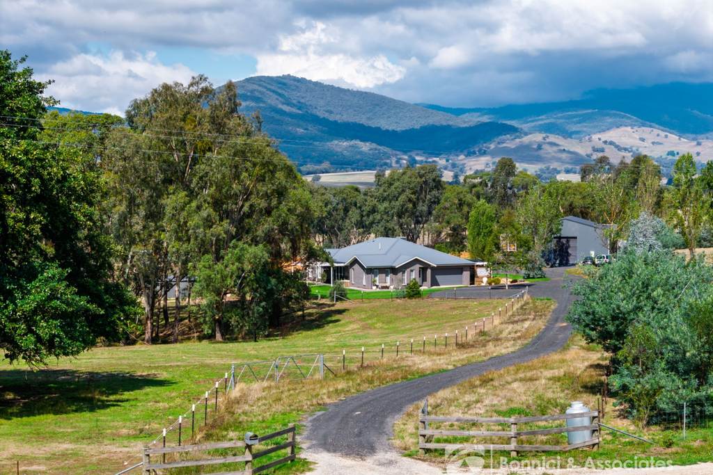 88 Osbornes Flat Road, Yackandandah VIC 3749