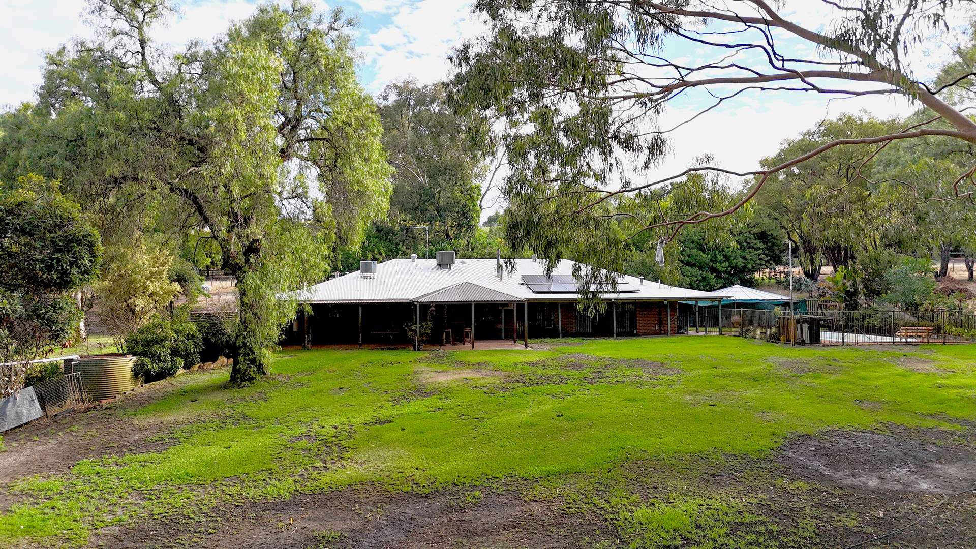 97 Lee-Steere Drive, Mariginiup For Sale by Farmbuy.com - image 2