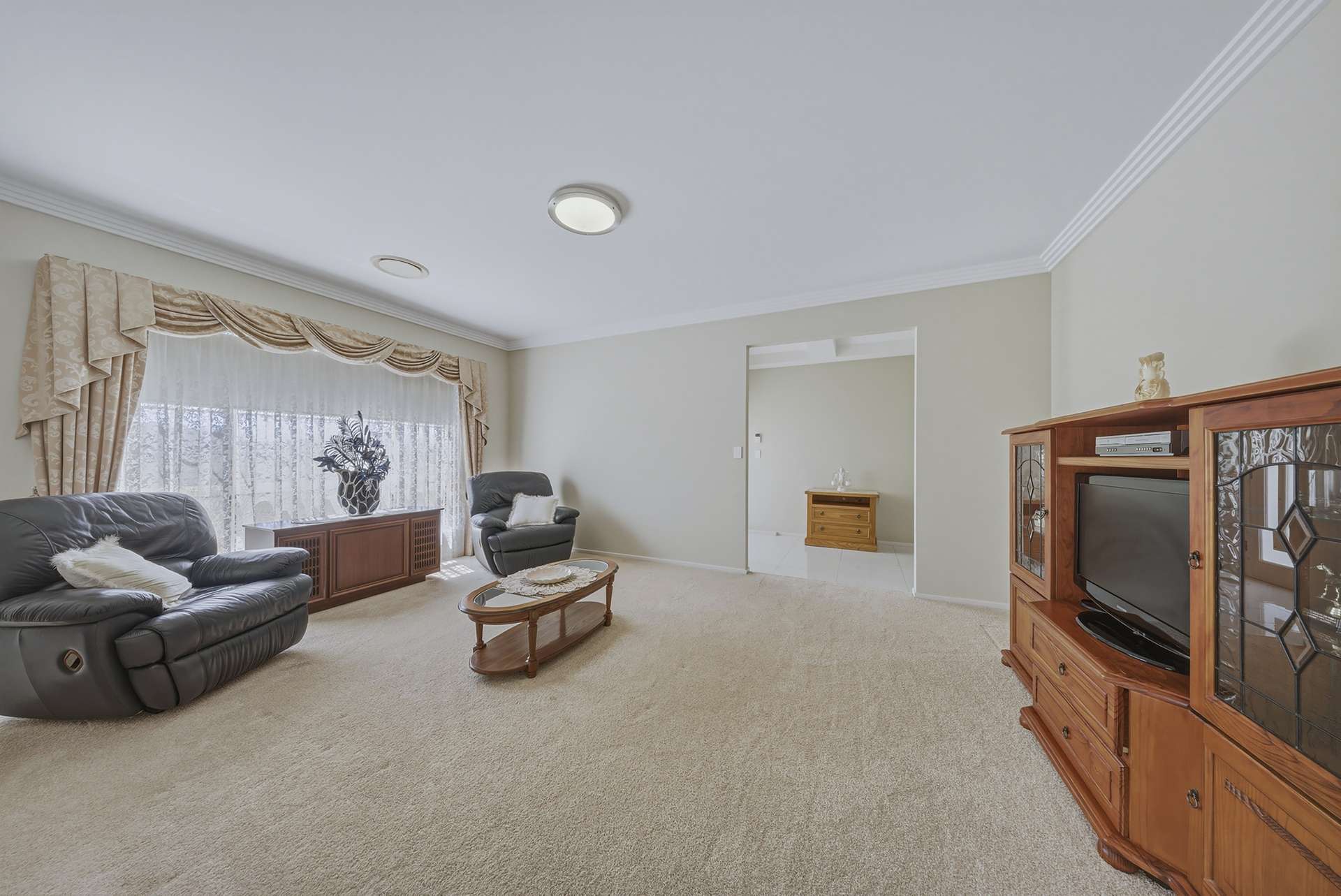 285 Cabbage Tree Road, Williamtown For Sale by Farmbuy.com - image 9