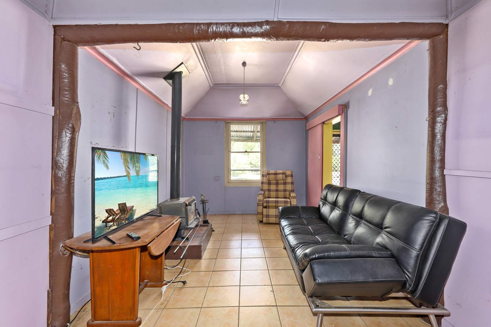 8 Waverley Street, Gundy For Sale by Farmbuy.com - image 6