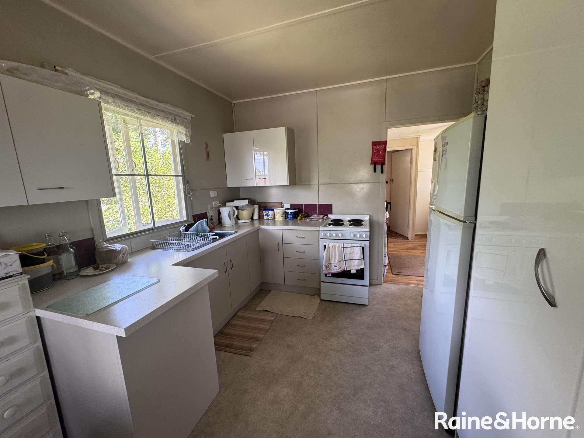 3 Davies Street, Yarraman For Sale by Farmbuy.com - image 5
