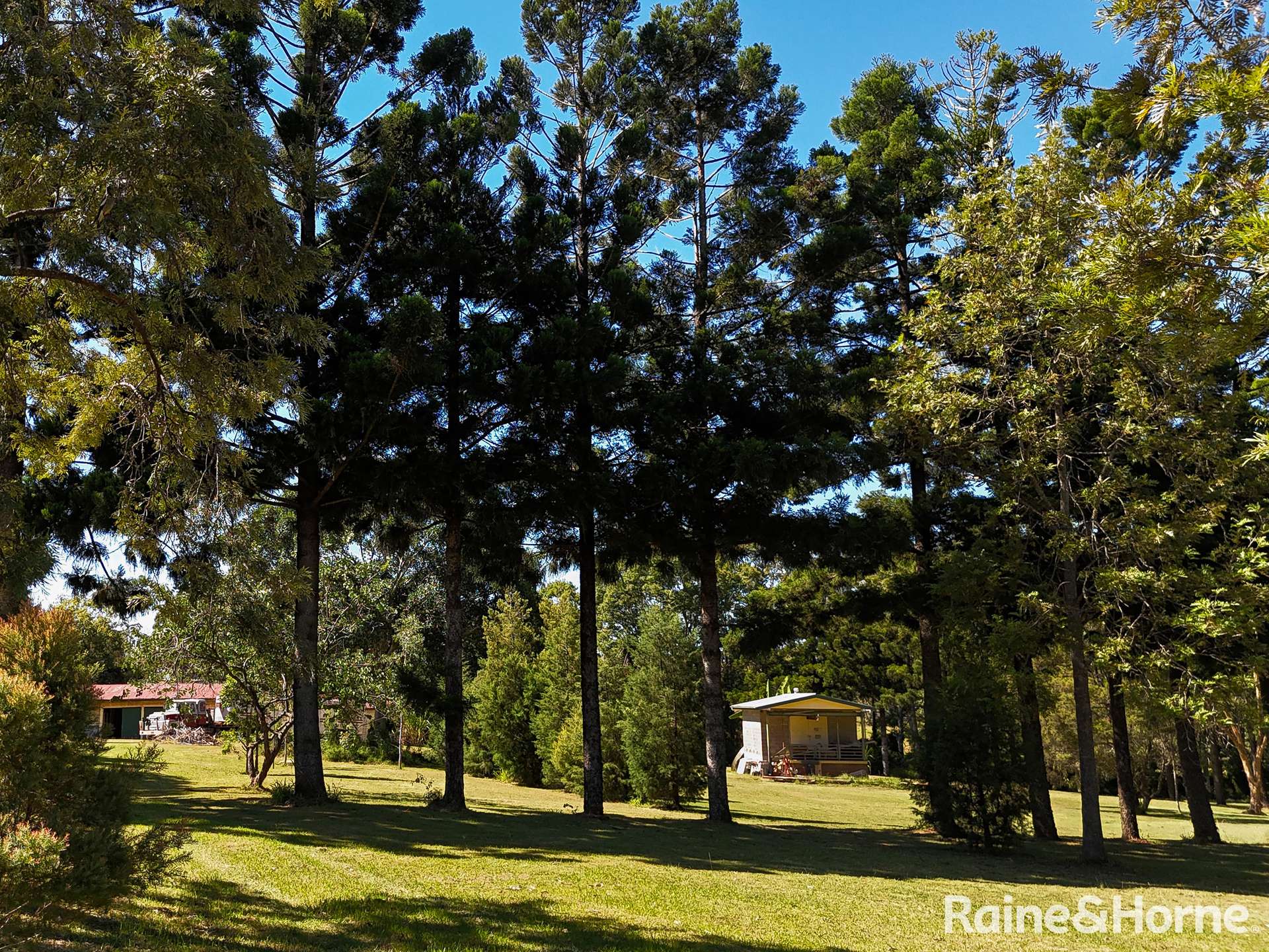 3 Davies Street, Yarraman For Sale by Farmbuy.com - image 32