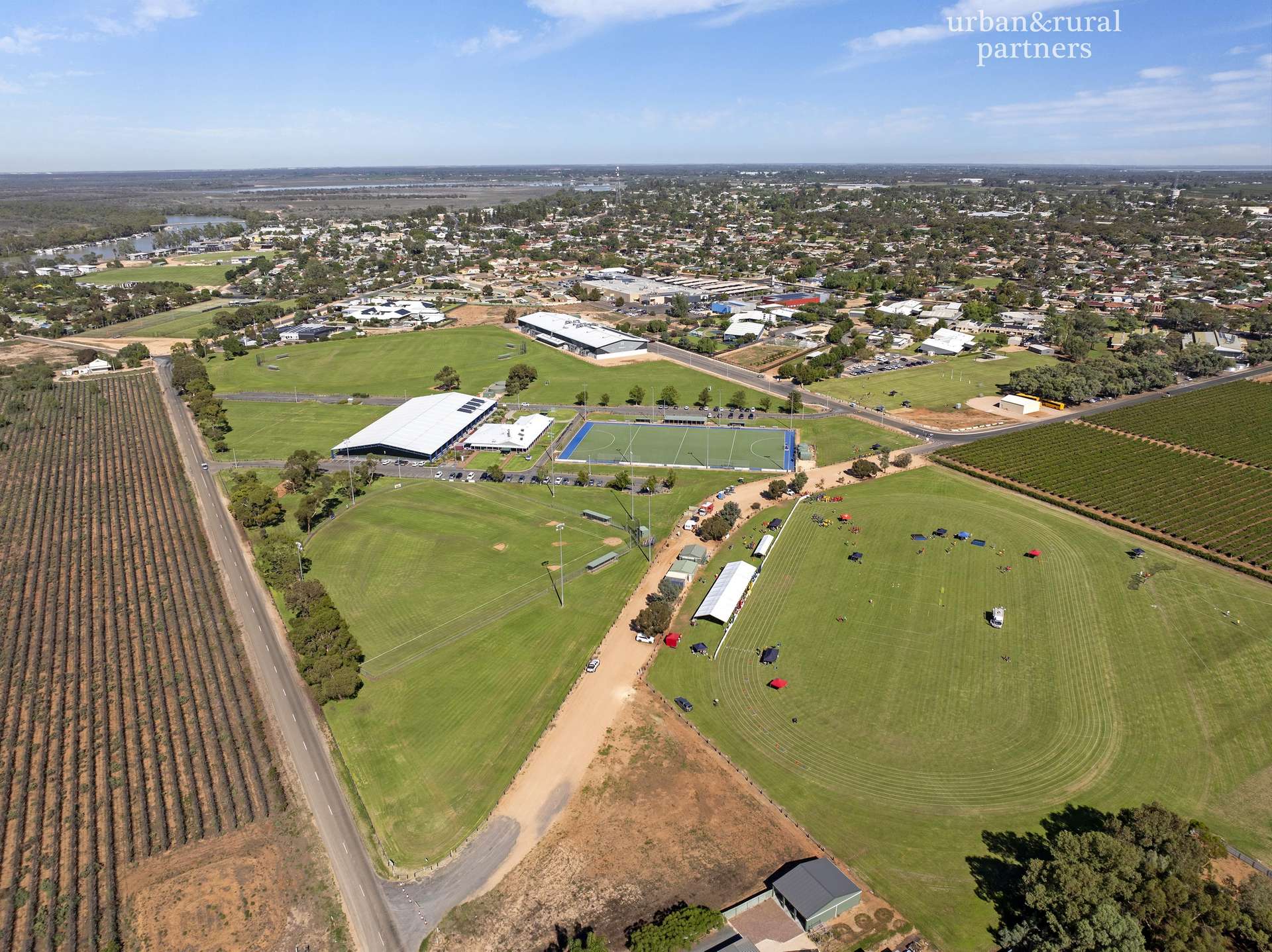 429 Riverview Drive, Berri For Sale by Farmbuy.com - image 18