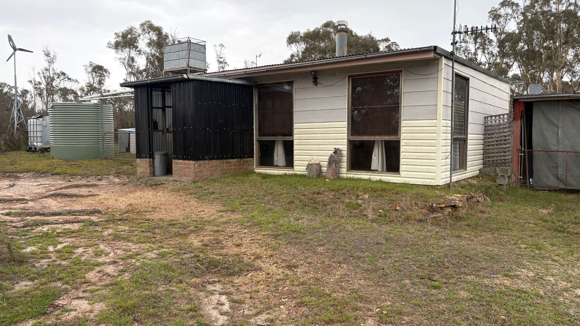111 Farringdon Road, Braidwood For Sale by Farmbuy.com - image 11