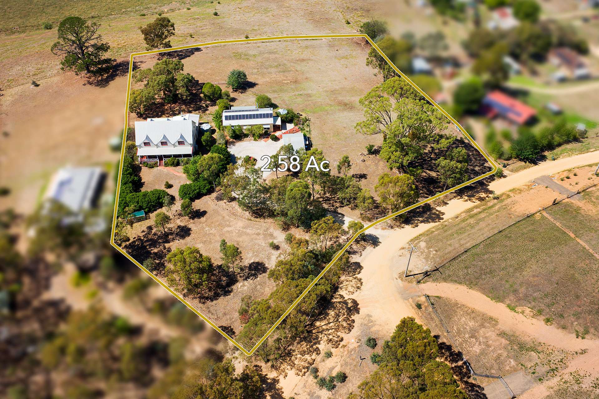 16 Franzi Street, Guildford For Sale by Farmbuy.com - image 2