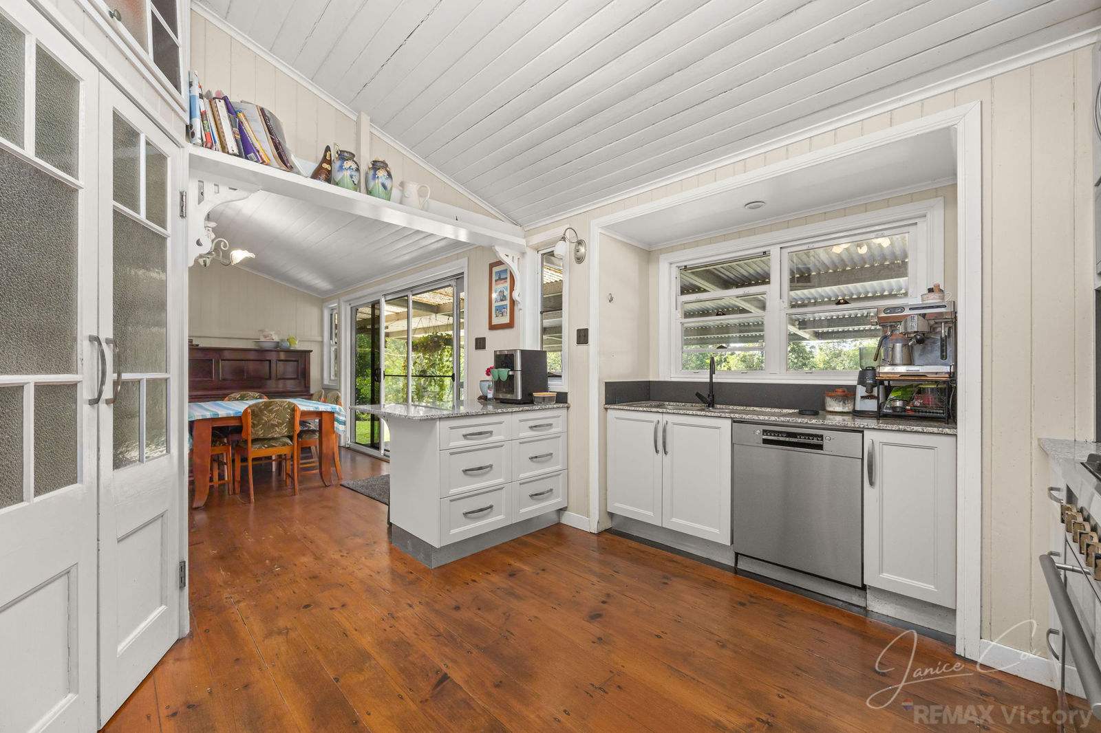 132 Flux Road, Wamuran Basin For Sale by Farmbuy.com - image 2