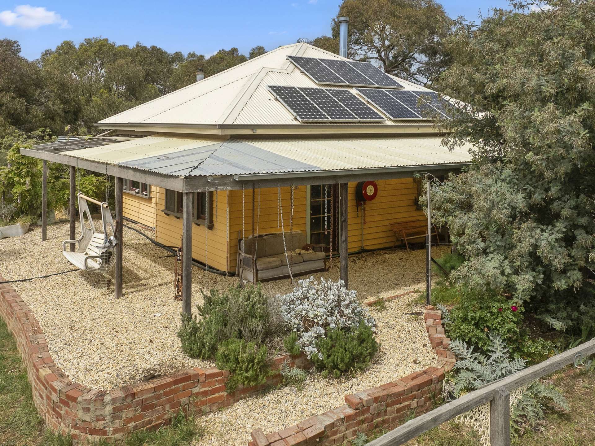 110 Bassett Lane, Hilldene For Sale by Farmbuy.com - image 2