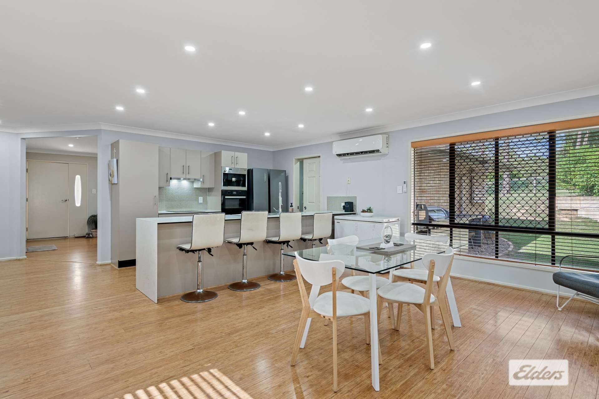 4 Edinburgh Avenue, Regency Downs For Sale by Farmbuy.com - image 3