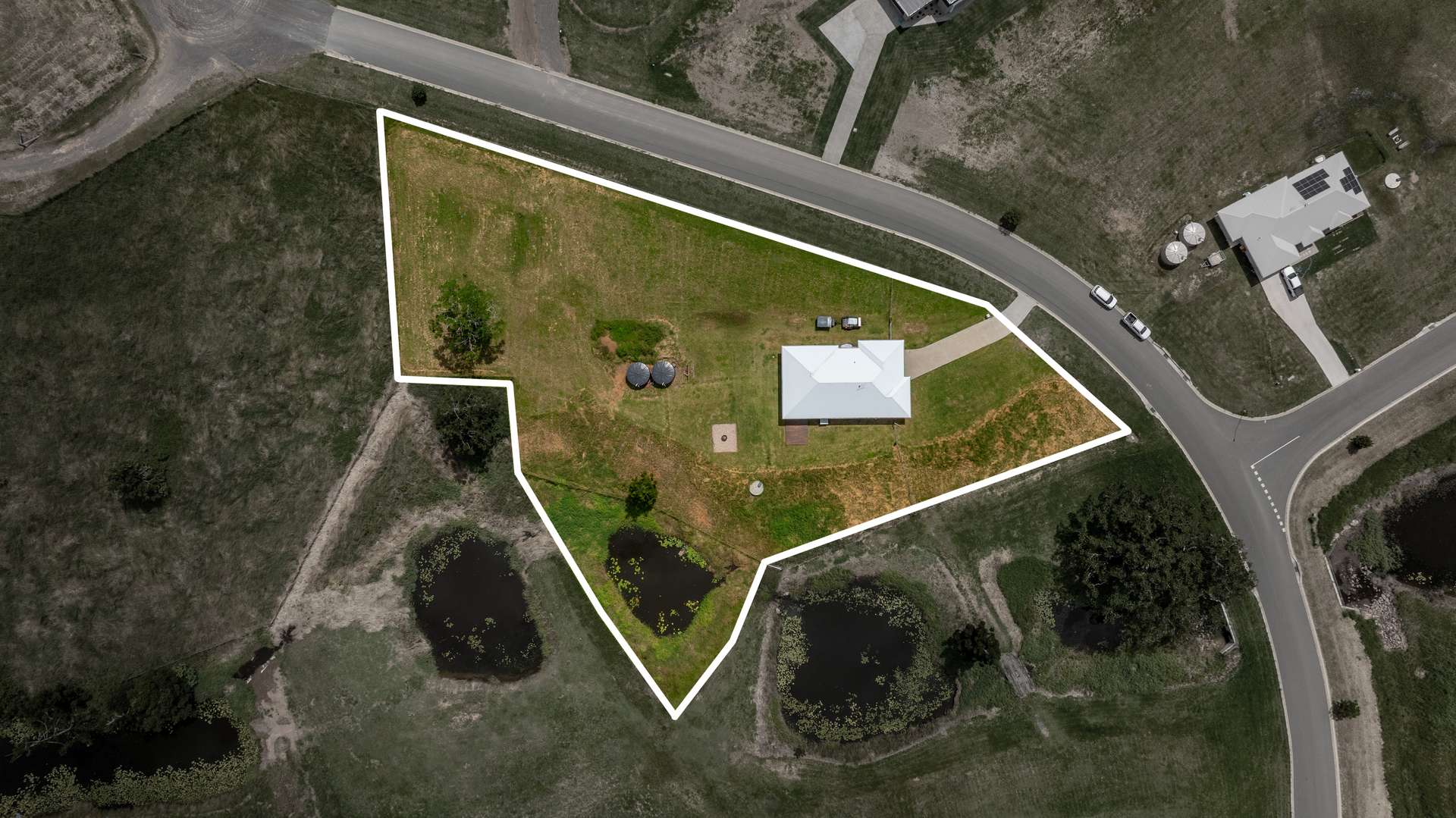 33 Gold Run Avenue, McIntosh Creek For Sale by Farmbuy.com - image 16