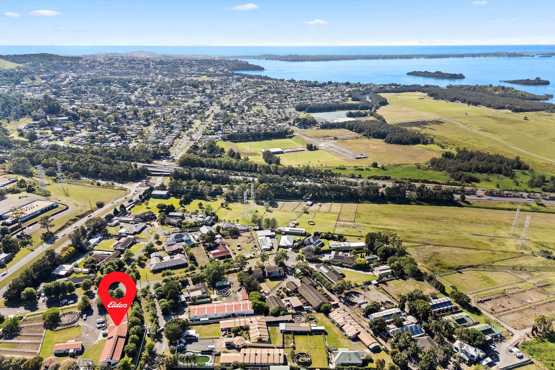 2 Kingston Town Drive, Kembla Grange For Sale by Farmbuy.com - image 9