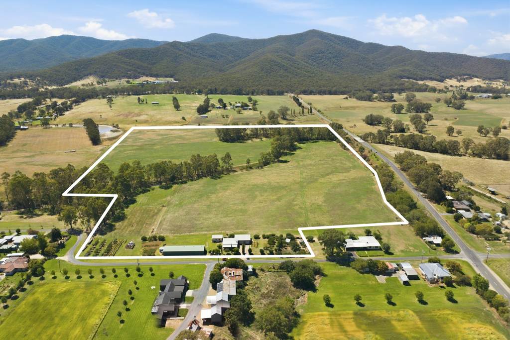 153 Lower River Road West, Myrtleford VIC 3737