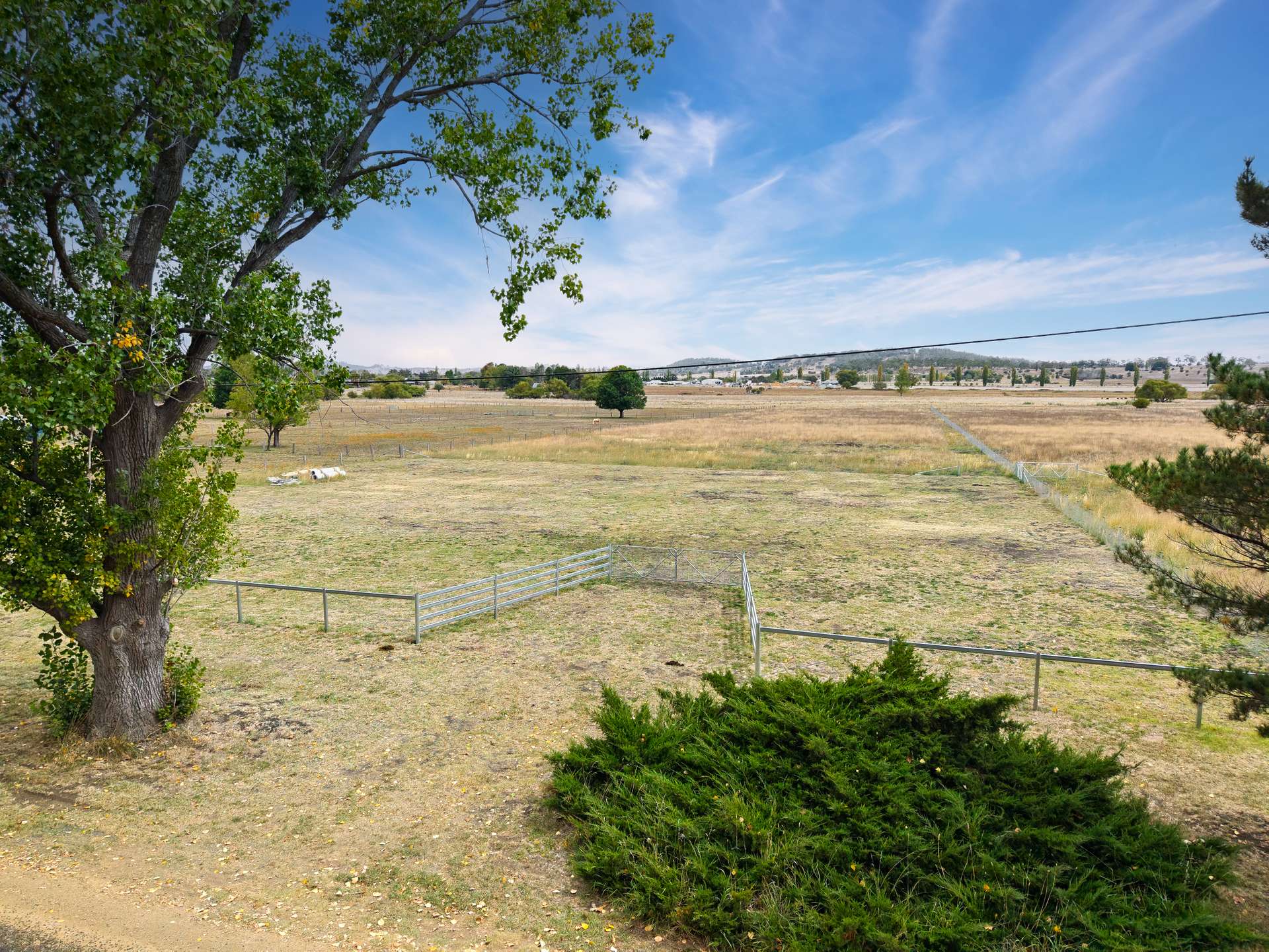 500 Grey Street, Glen Innes For Sale by Farmbuy.com - image 1