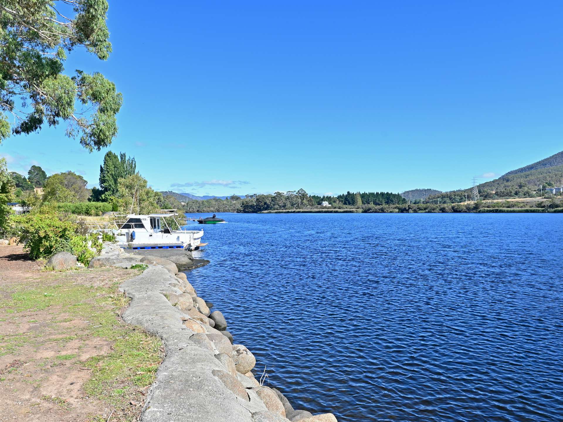 1276 Lyell Highway, Sorell Creek For Sale by Farmbuy.com - image 1