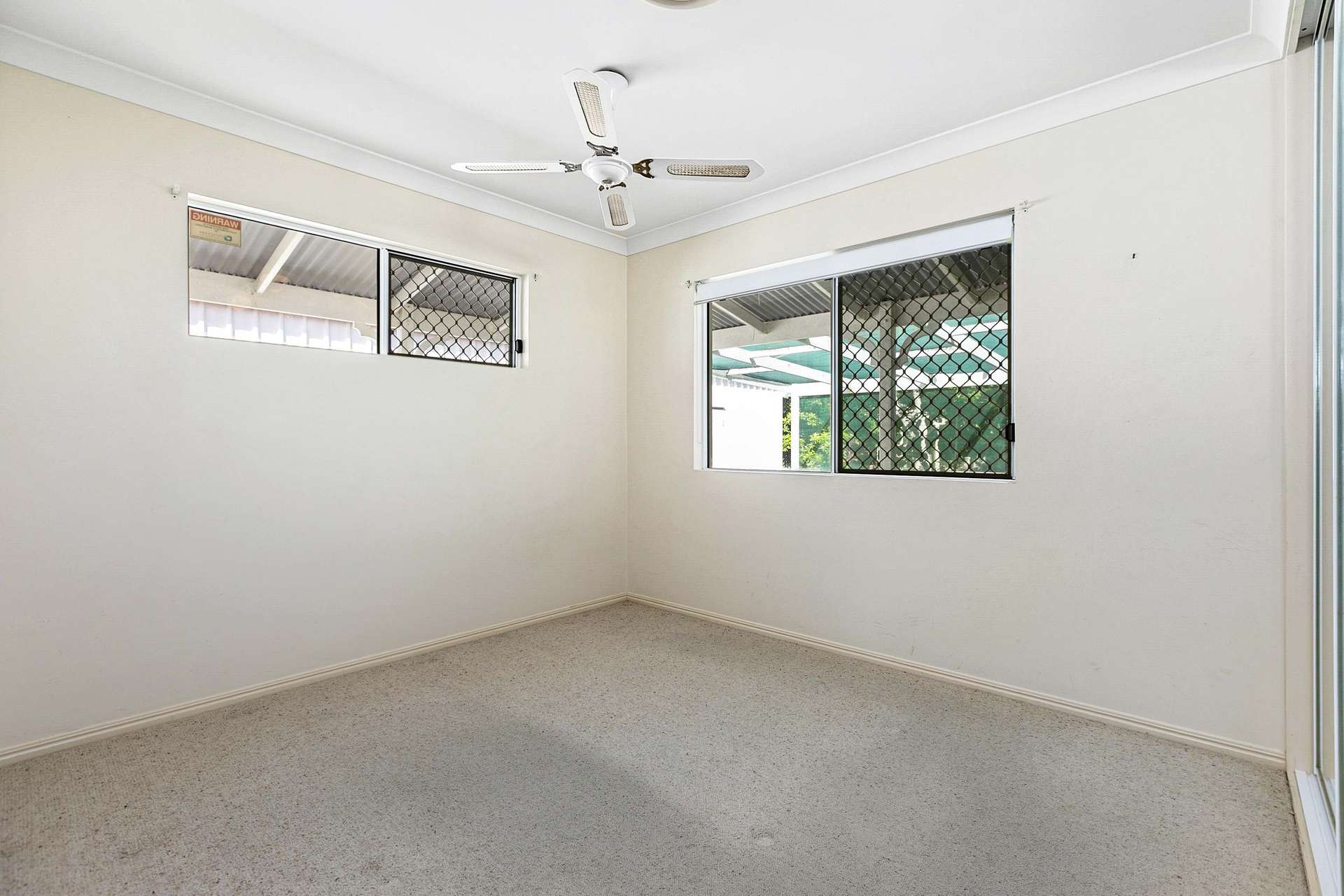 10 Squire Street, Kawungan Sold by Farmbuy.com - image 17