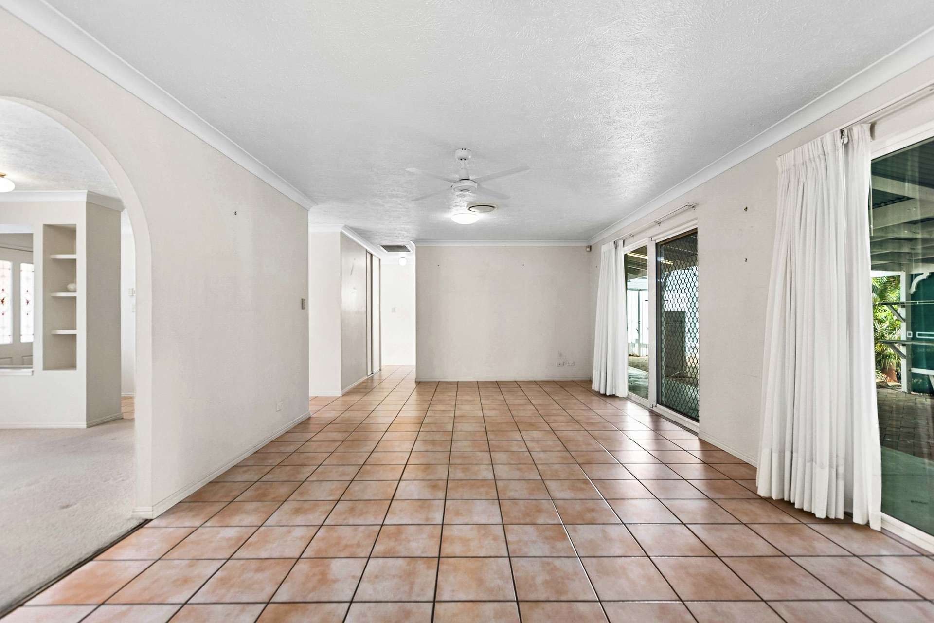 10 Squire Street, Kawungan Sold by Farmbuy.com - image 9