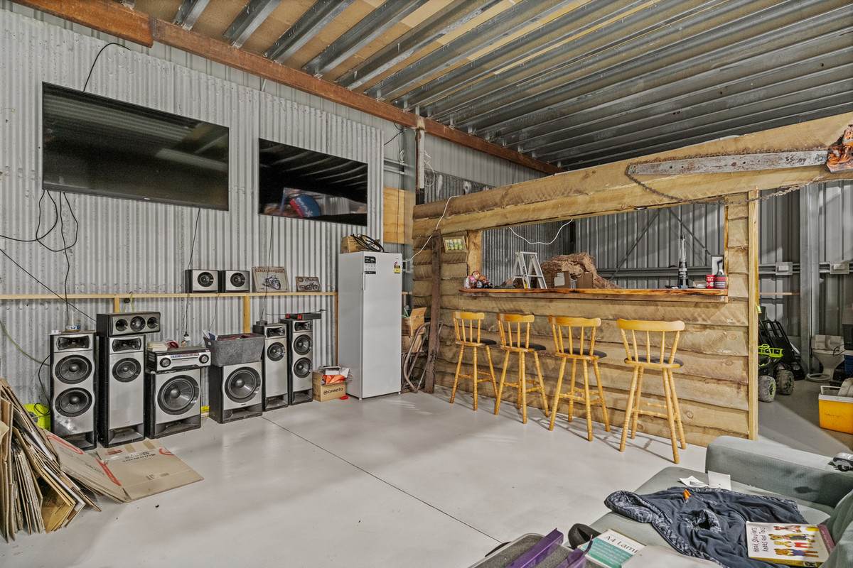 44 Huntingdon Tier Road, Dysart For Sale by Farmbuy.com - image 23