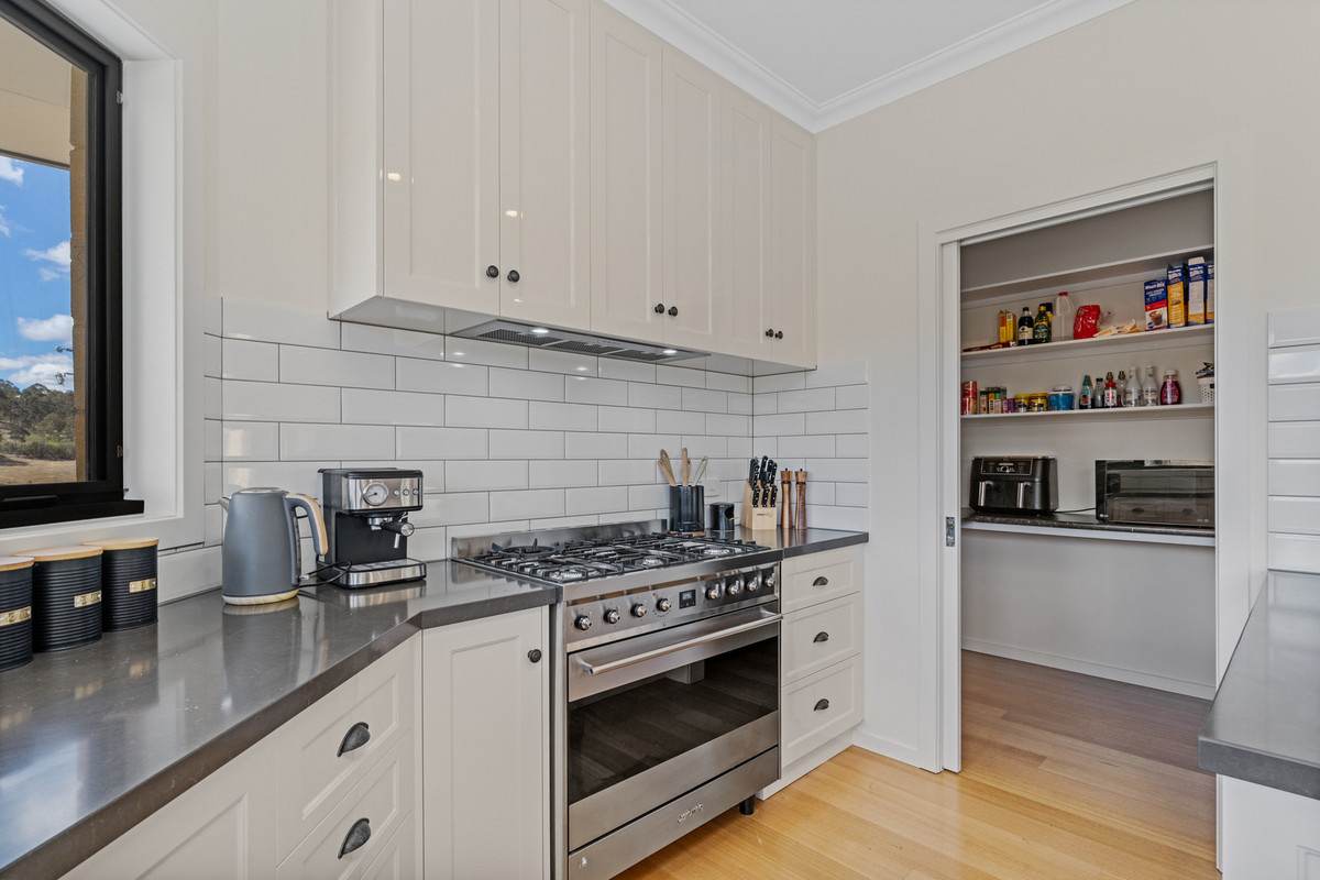 44 Huntingdon Tier Road, Dysart For Sale by Farmbuy.com - image 6