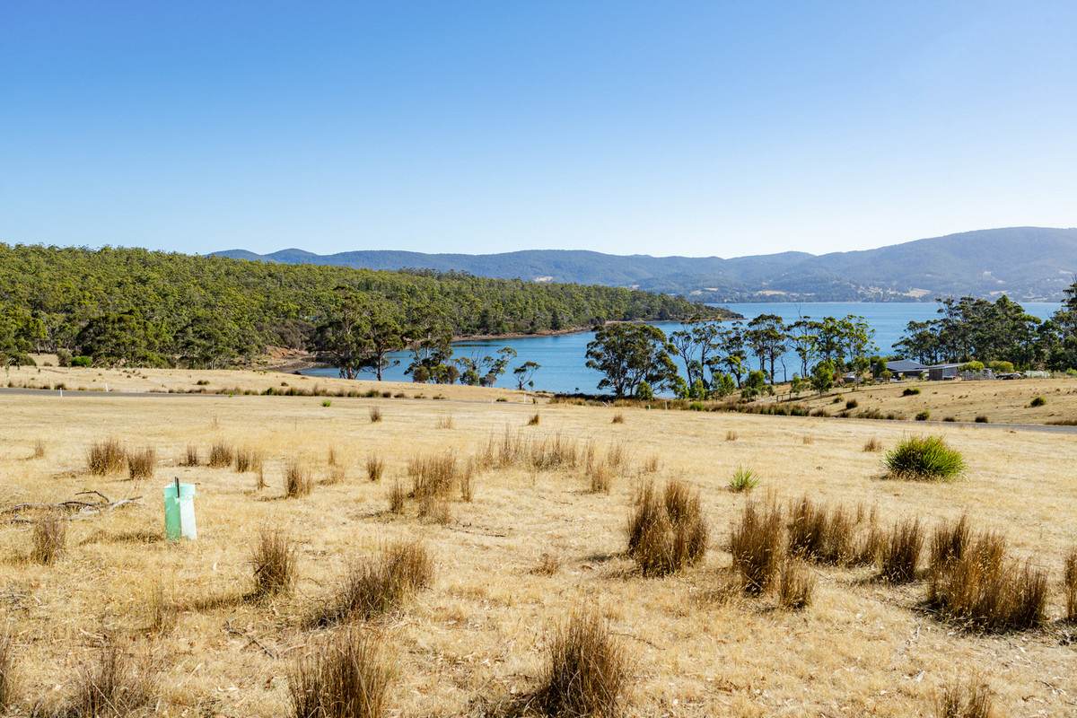 4 D'Entrecasteaux Drive, North Bruny For Sale by Farmbuy.com - image 18
