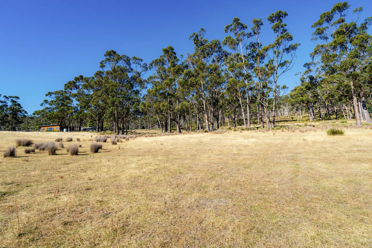 4 D'Entrecasteaux Drive, North Bruny For Sale by Farmbuy.com - image 7