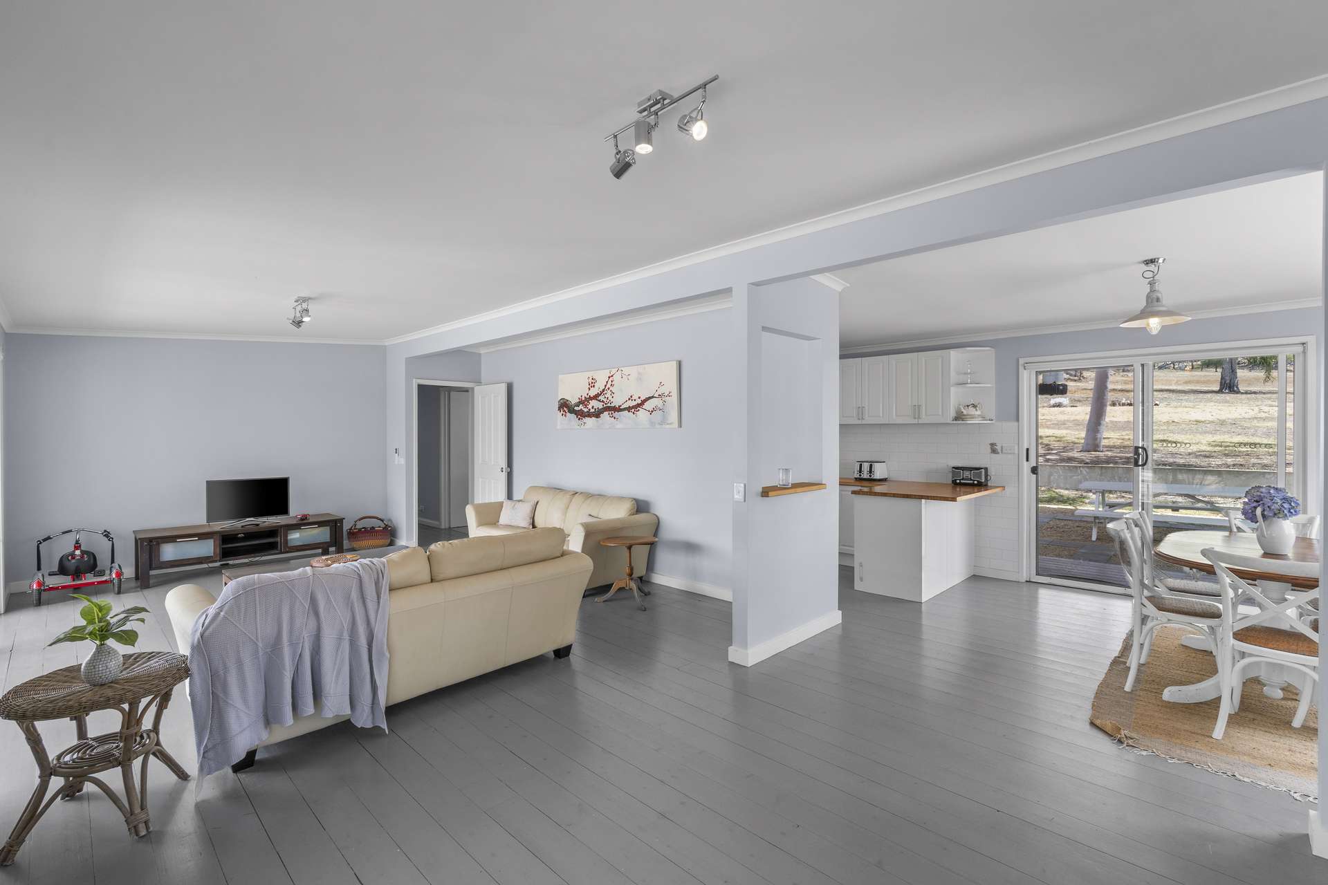 231 Wilkinsons Lane, Euroa For Sale by Farmbuy.com - image 8