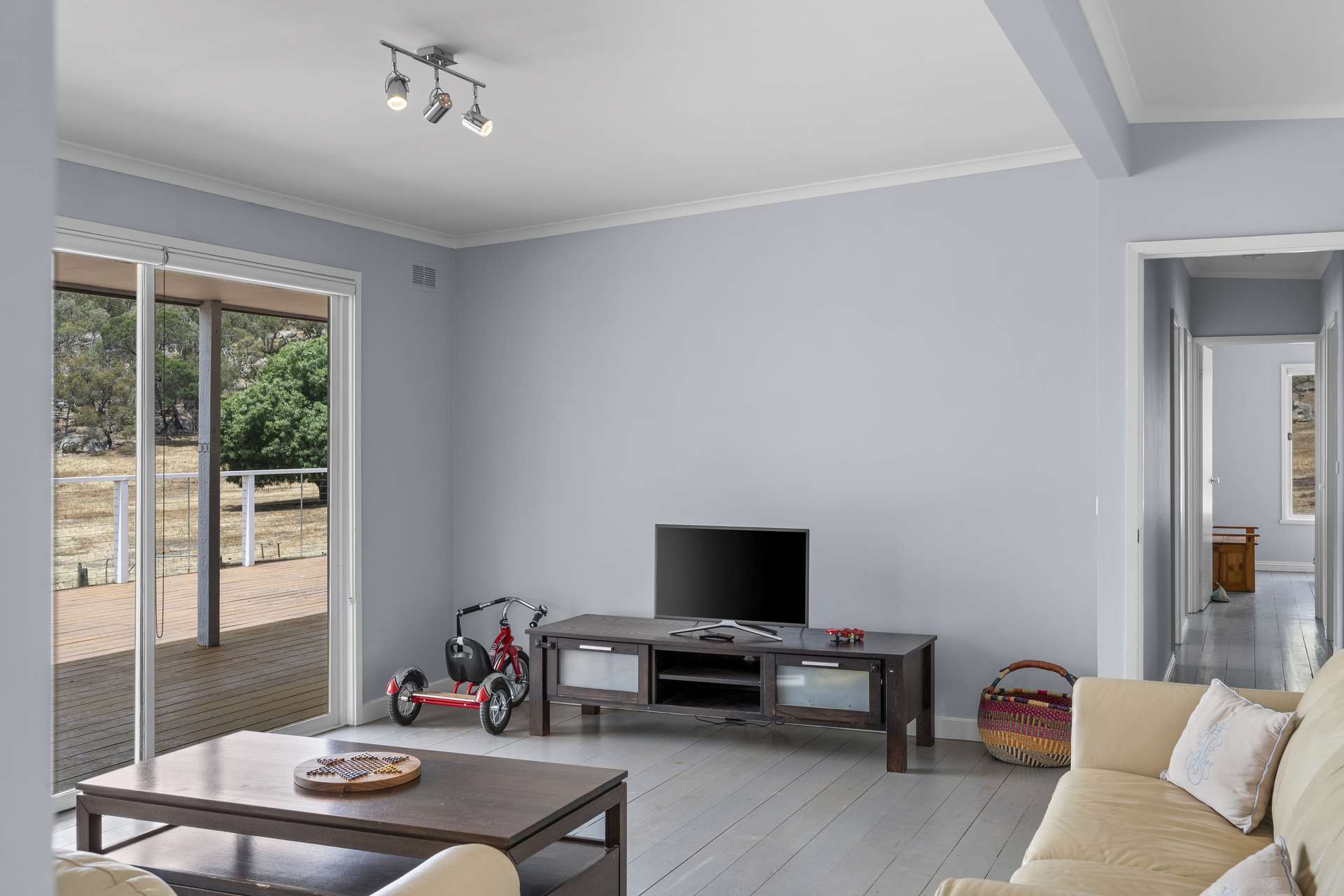 231 Wilkinsons Lane, Euroa For Sale by Farmbuy.com - image 5