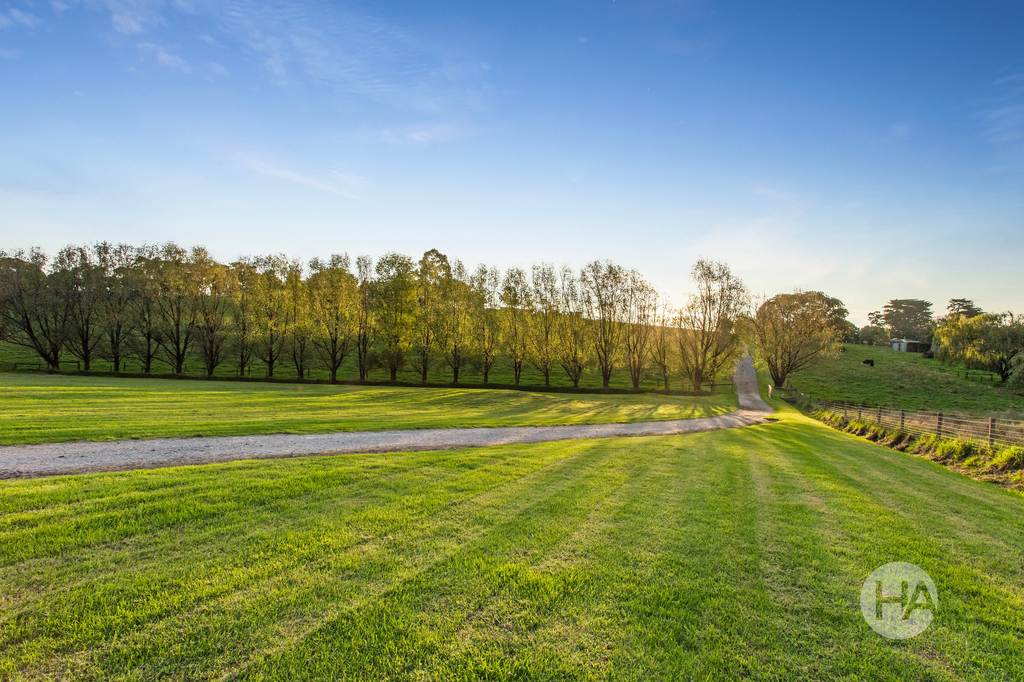 468 Bessie Creek Road, Nar Nar Goon North VIC 3812