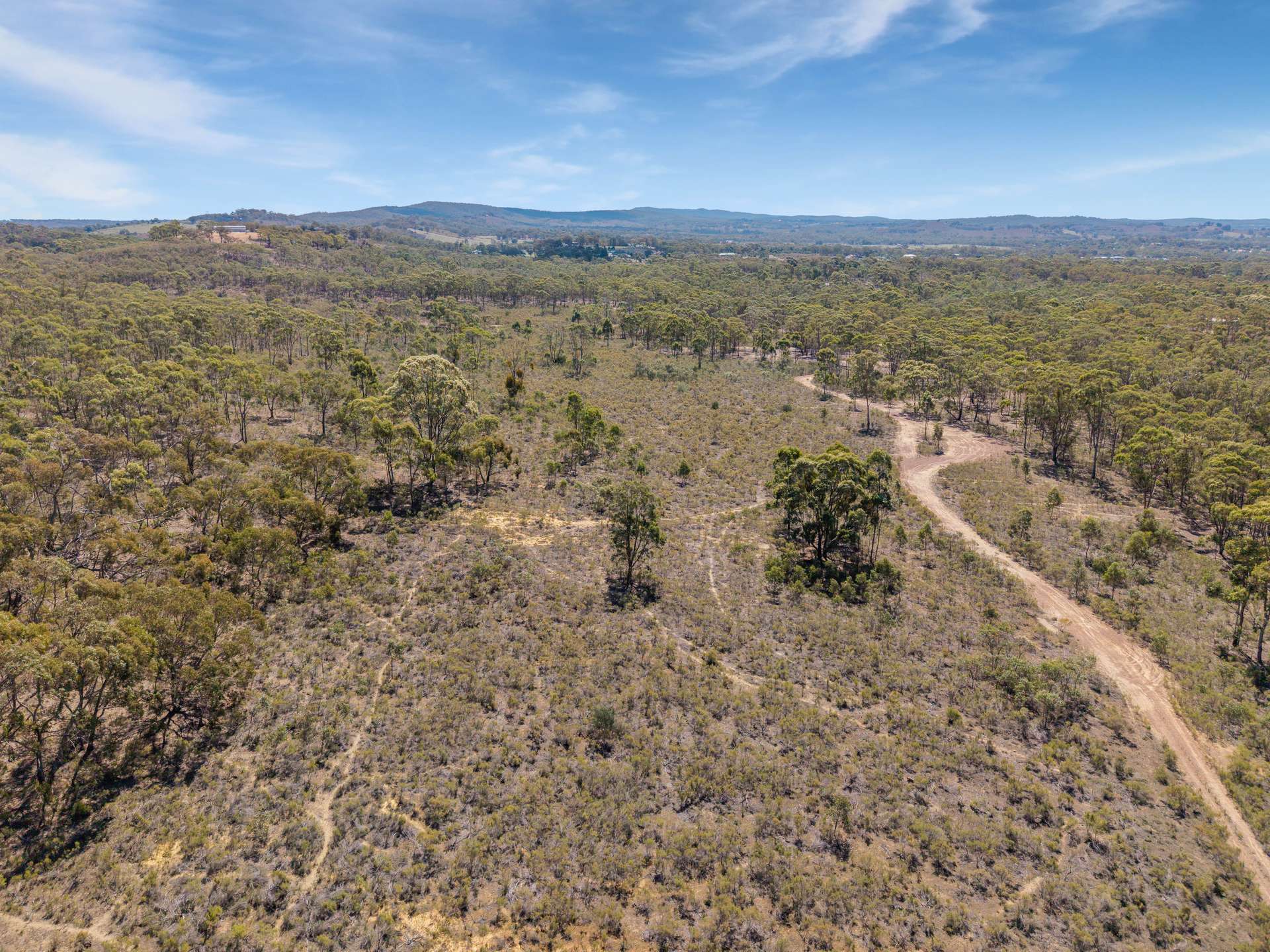 14 Youngs Lane, Heathcote For Sale by Farmbuy.com - image 5