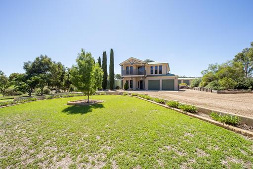 Farm For Sale - SA - Wirrabara - 5481 - Stunning and striking family home 