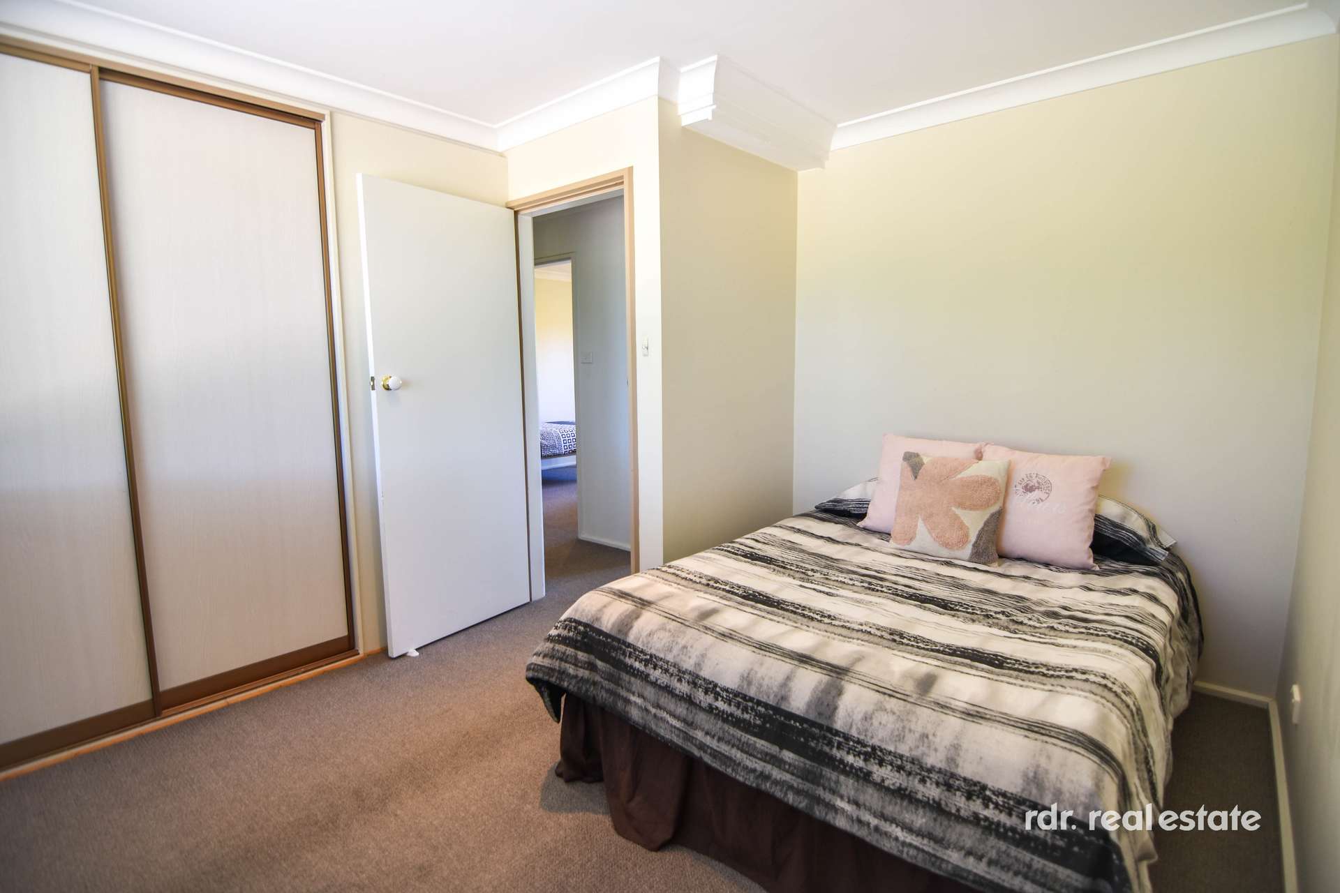 30 Lake Inverell Drive, Inverell For Sale by Farmbuy.com - image 7