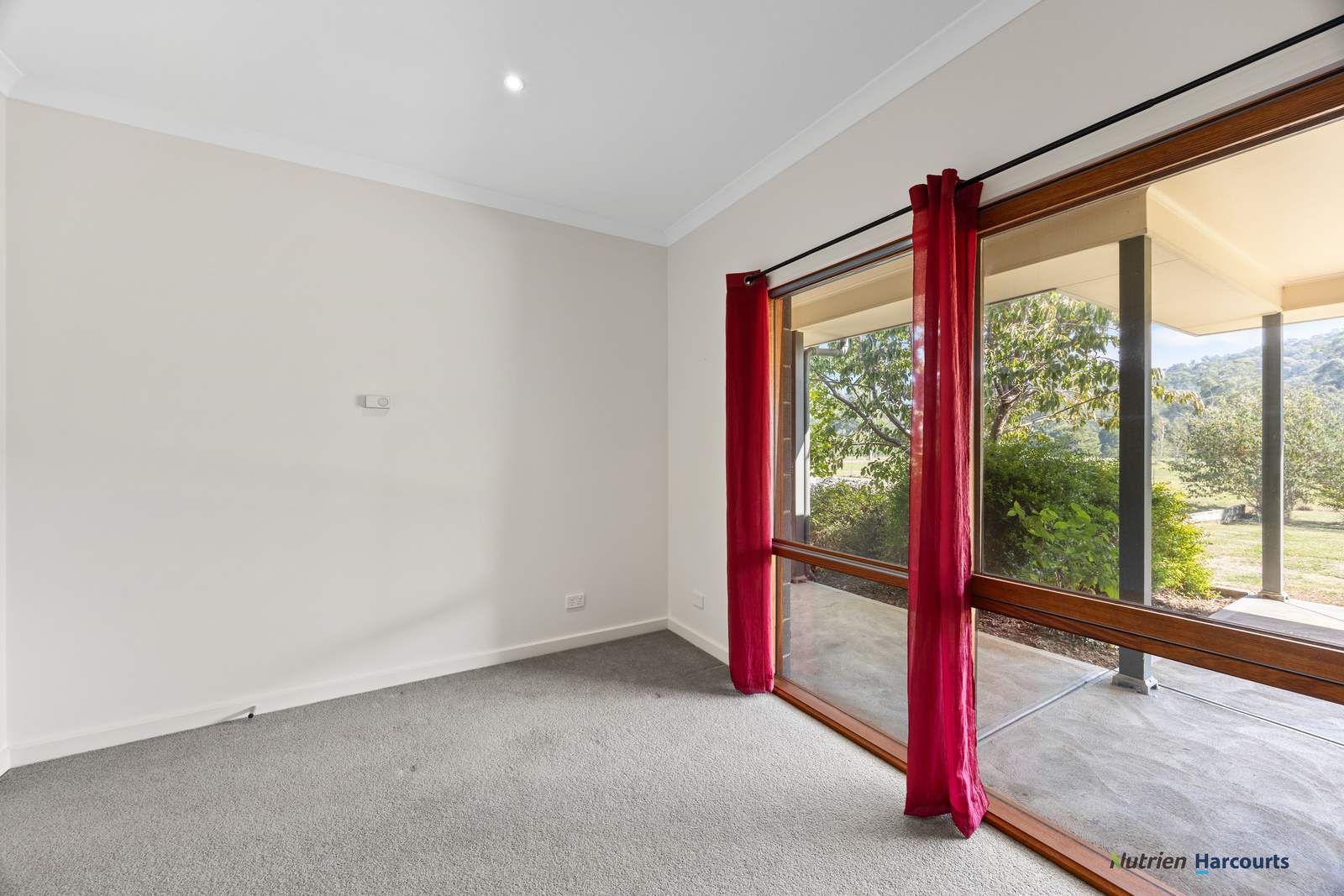 34 Dyes Lane, Buxton For Sale by Farmbuy.com - image 10