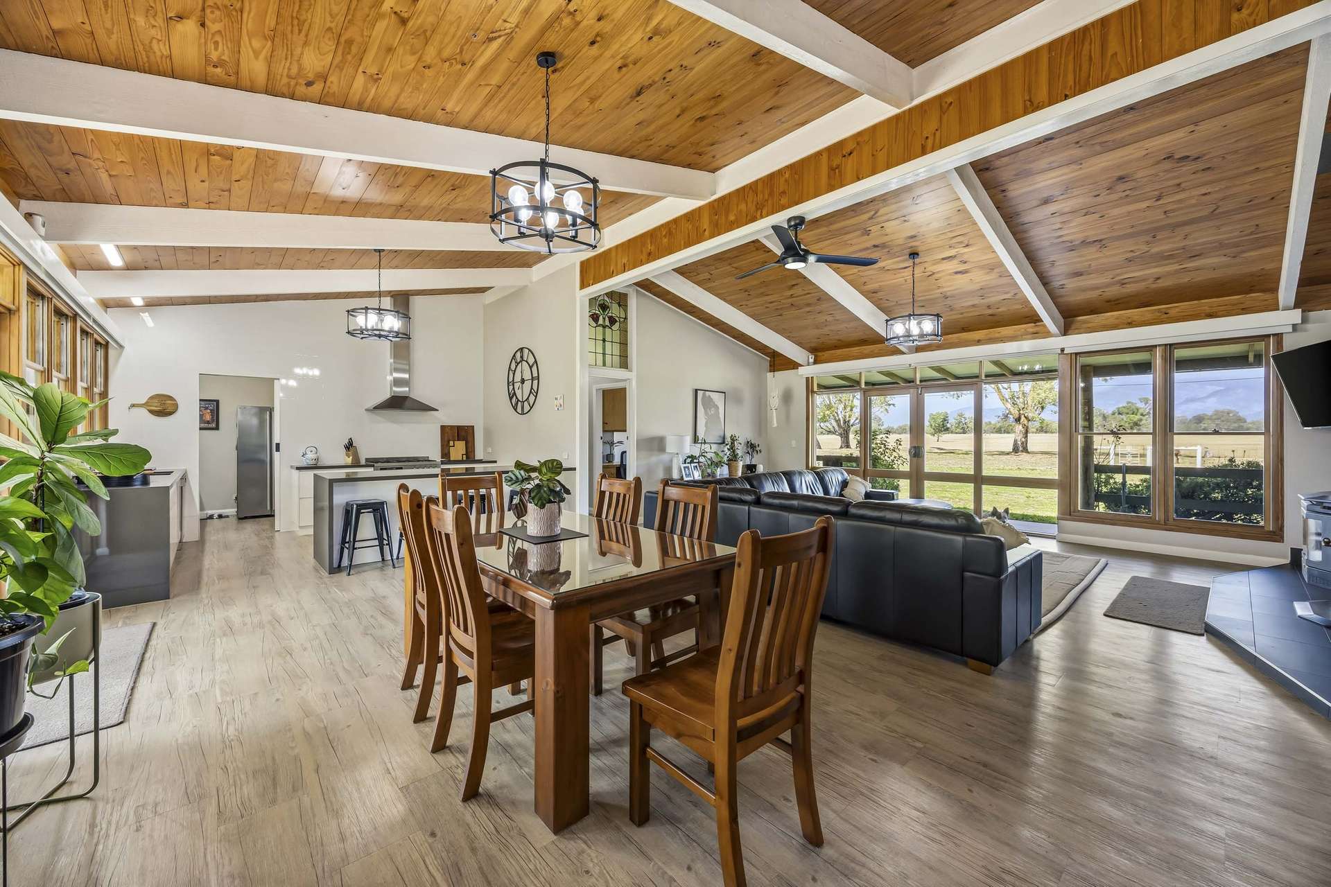 2897 Ararat-Halls Gap Road, Pomonal For Sale by Farmbuy.com - image 5