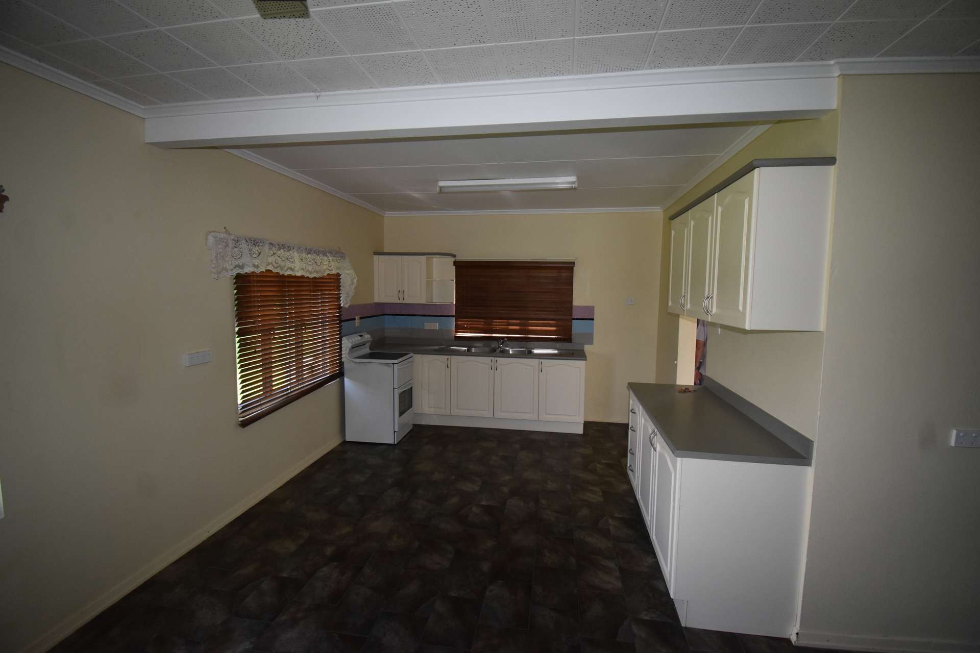 962 Abergowrie Road, Trebonne For Sale by Farmbuy.com - image 25