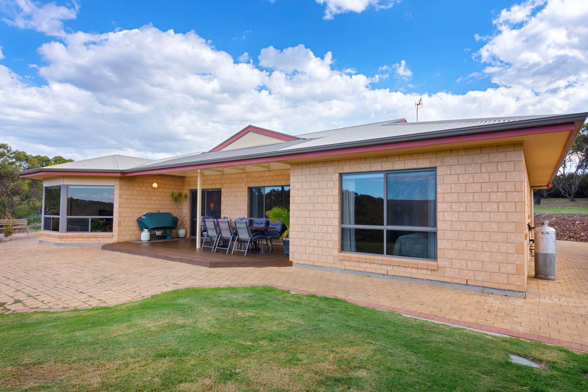 1085 Chapman Road, Green Patch Sold by Farmbuy.com - image 28