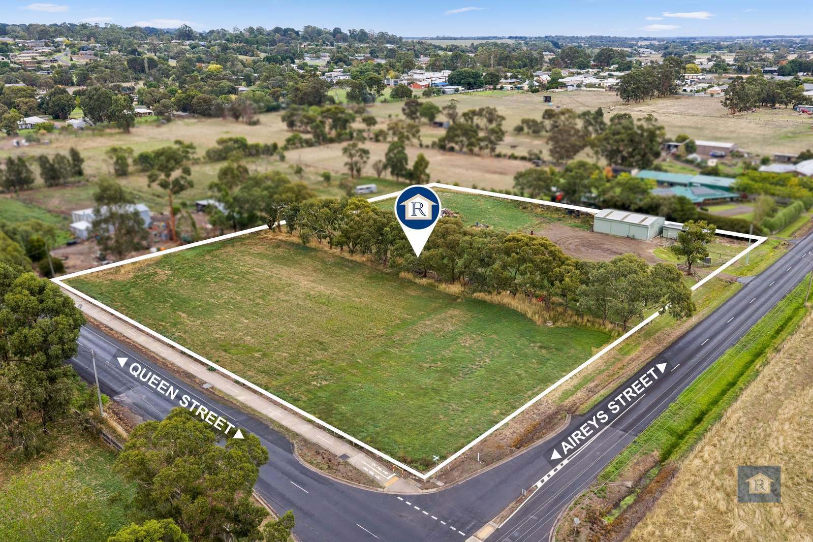 122 Aireys Street, Elliminyt For Sale by Farmbuy.com - image 1