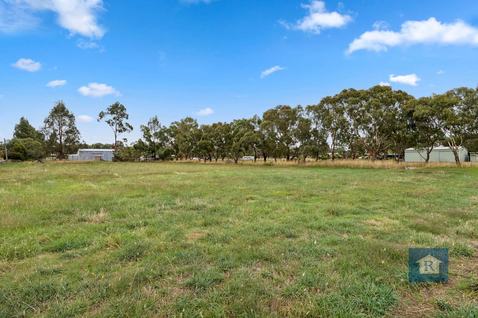 122 Aireys Street, Elliminyt For Sale by Farmbuy.com - image 3