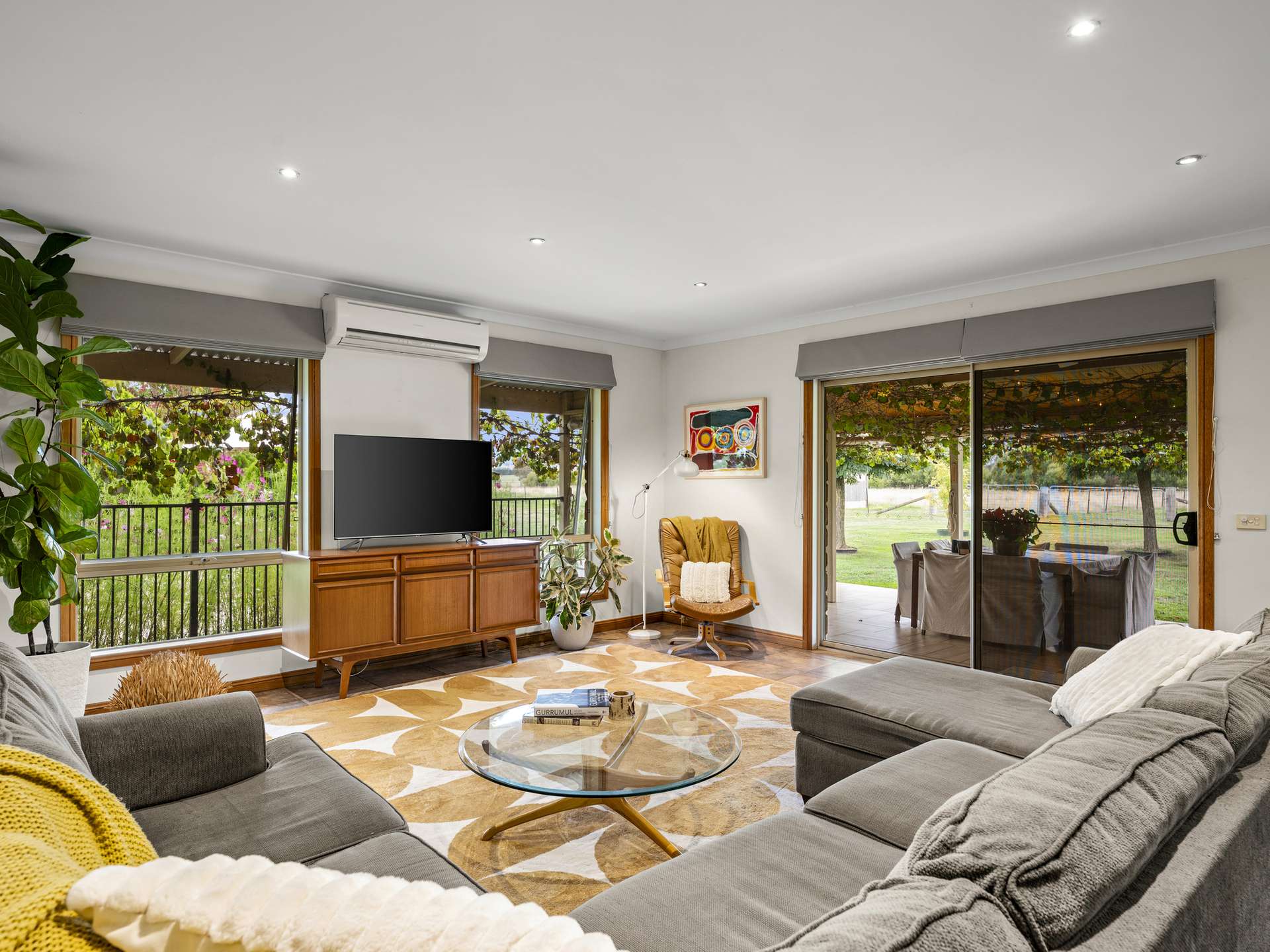219 Ogilvies Road, Mansfield For Sale by Farmbuy.com - image 9
