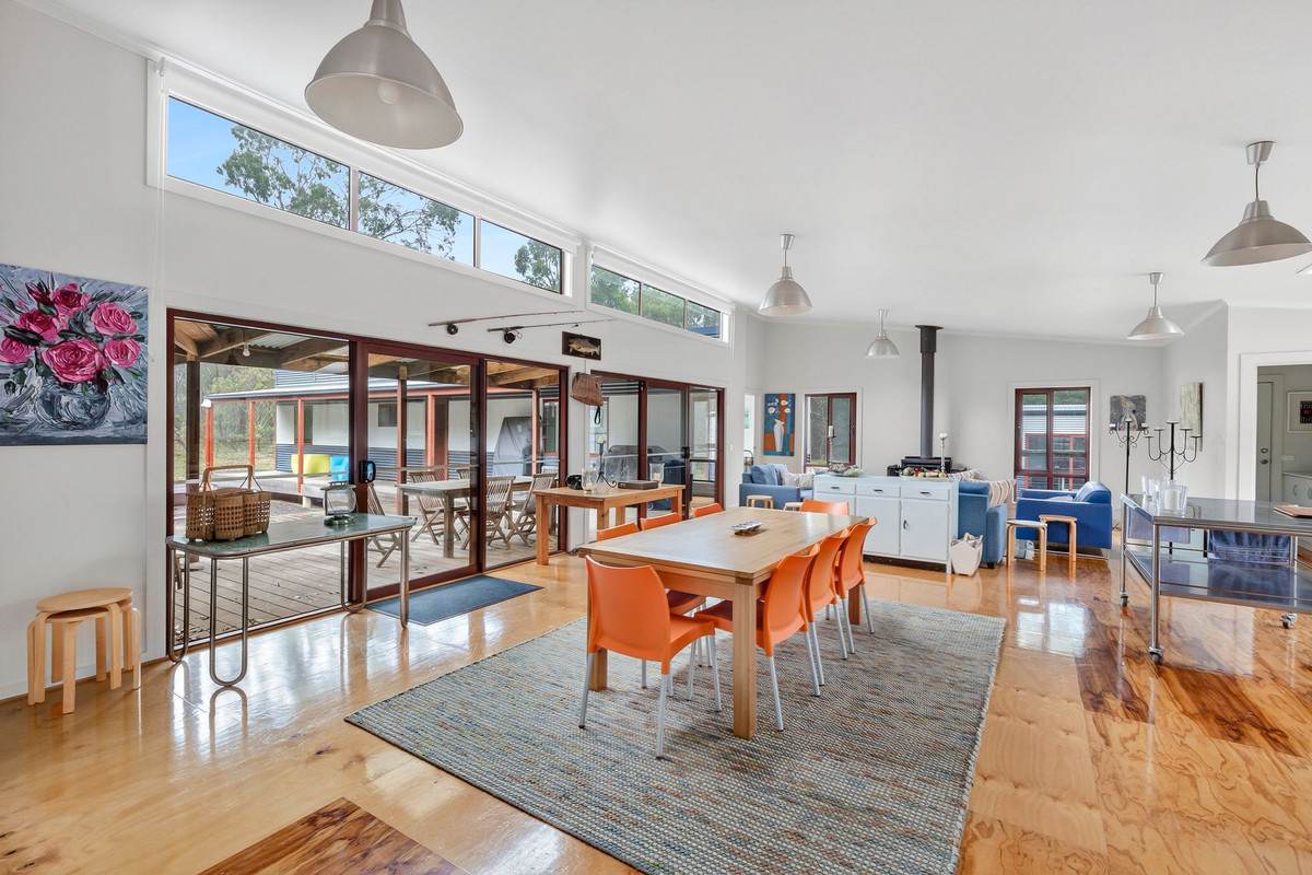 734 Elaine - Egerton Road, Morrisons For Sale by Farmbuy.com - image 4