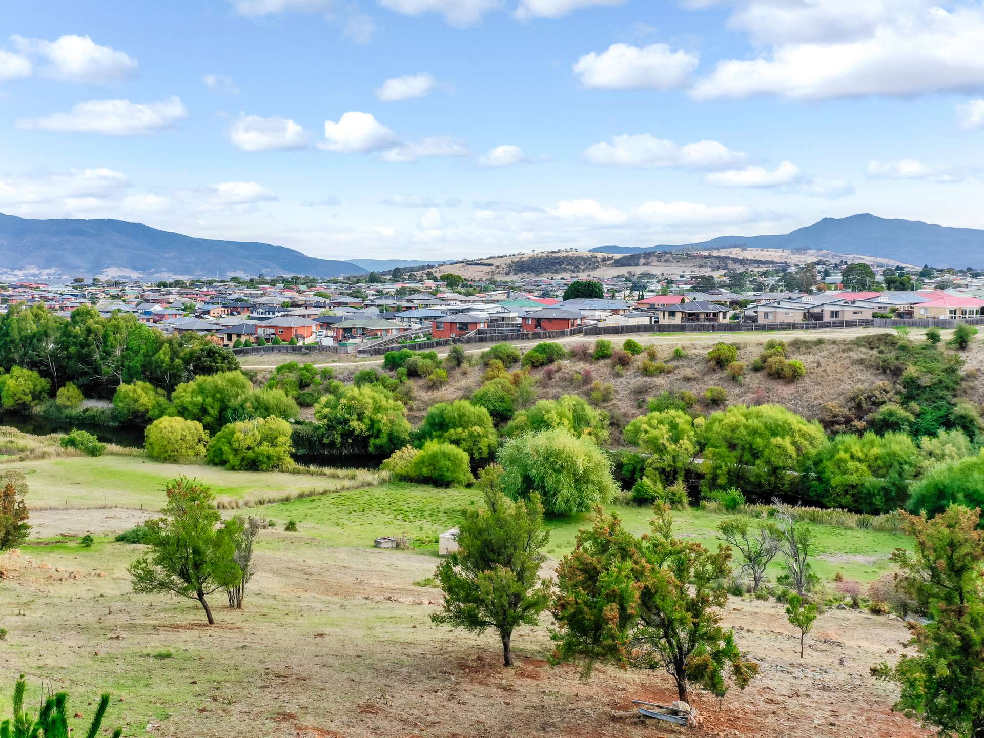 173 Tea Tree Road, Brighton For Sale by Farmbuy.com - image 6