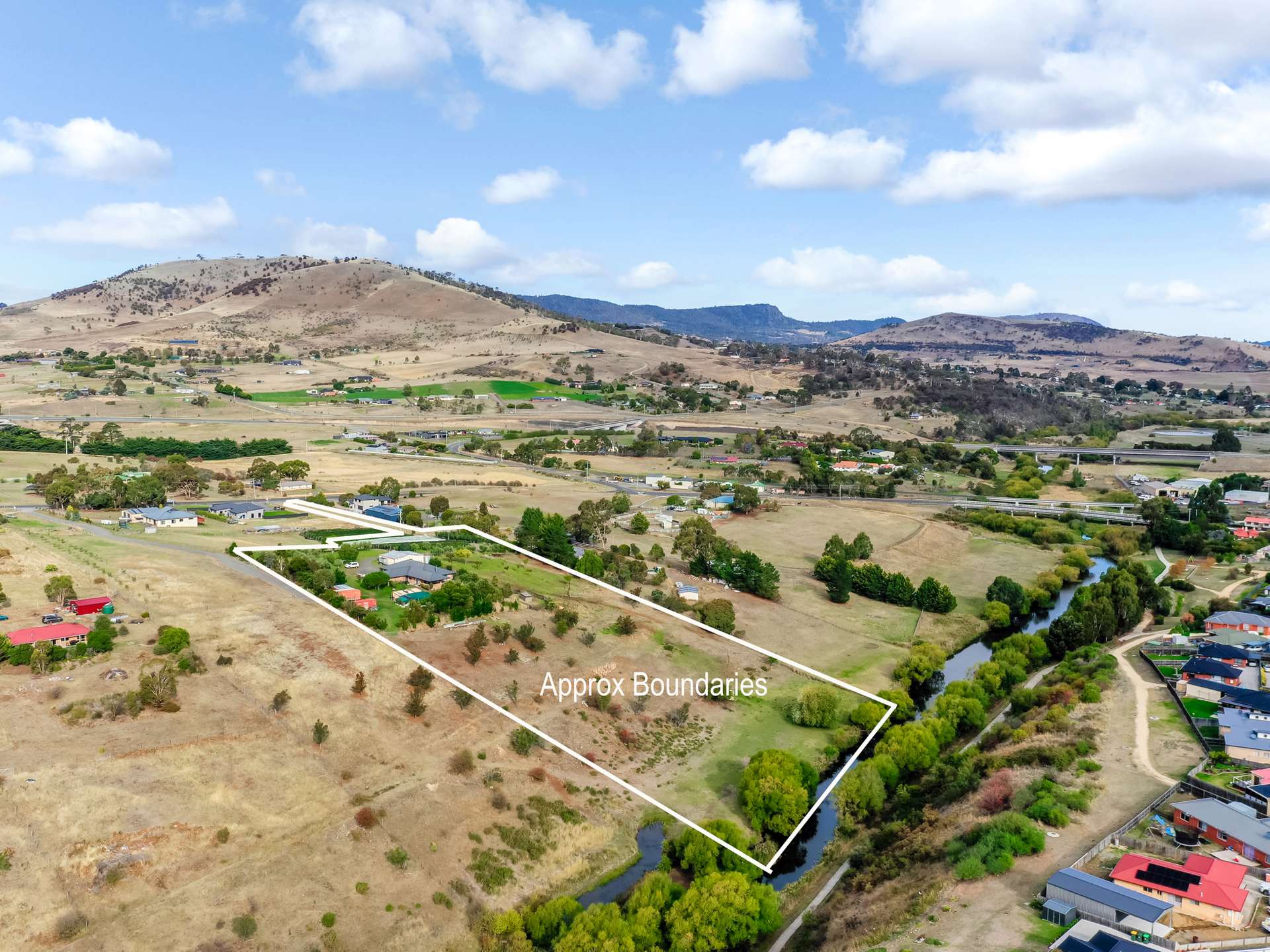 173 Tea Tree Road, Brighton For Sale by Farmbuy.com - image 2