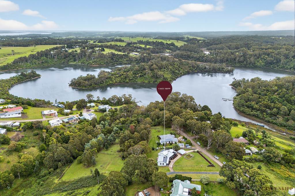 61 Blairs Road, Lakes Entrance VIC 3909