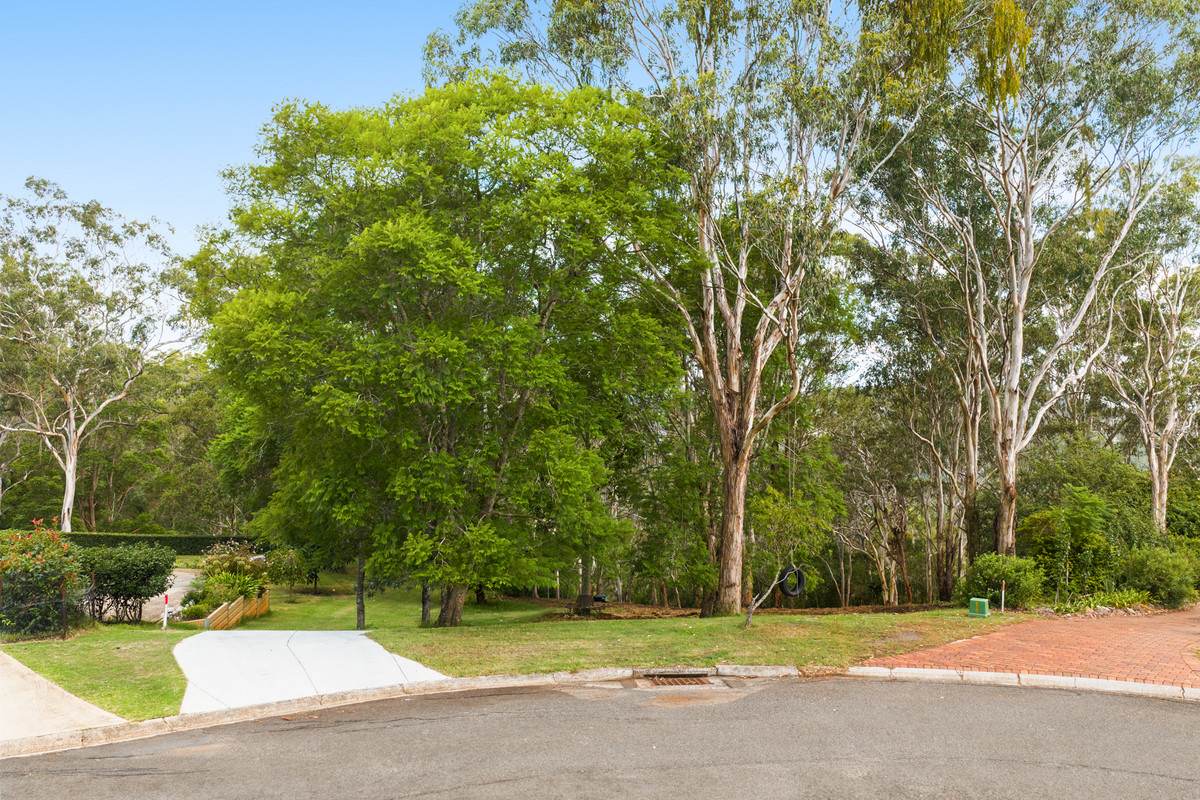 28 Coral Sea Drive, Middle Ridge For Sale by Farmbuy.com - image 3