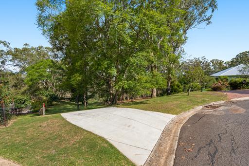 28 Coral Sea Drive, Middle Ridge QLD 4350