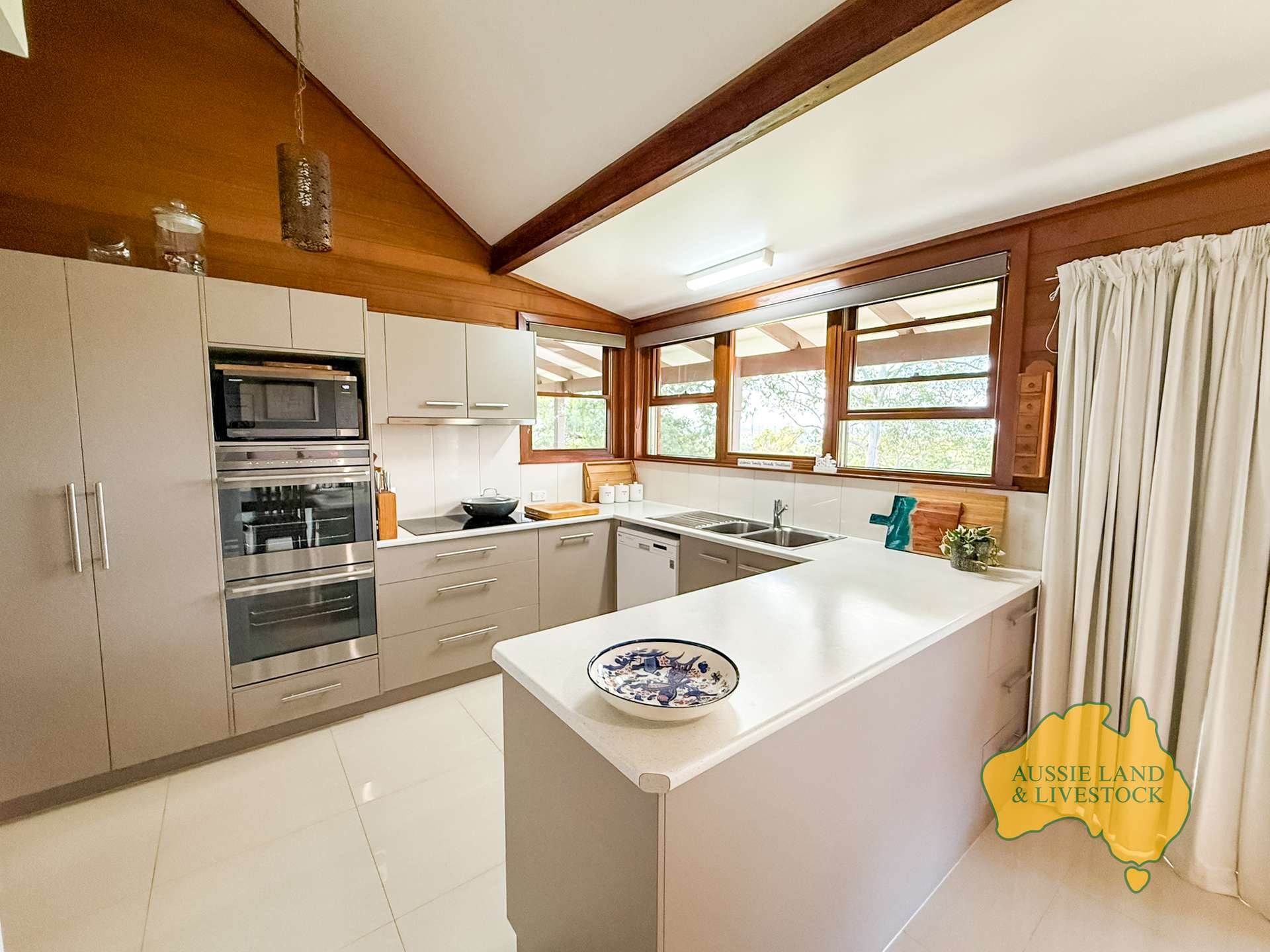 86 RURAL ROAD, Nanango For Sale by Farmbuy.com - image 12