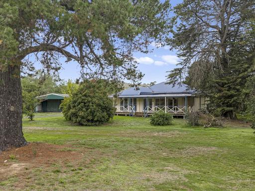 Farm For Sale - VIC - Maindample - 3723 - Country Space with Room to Grow 