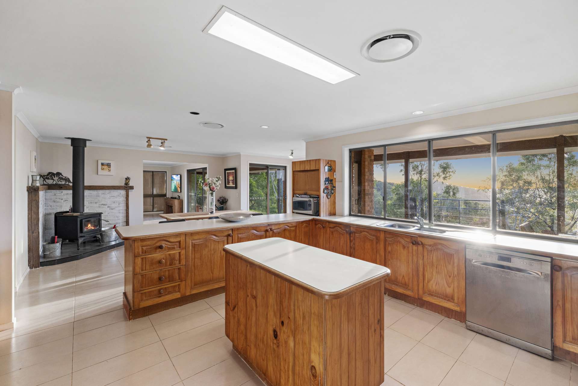 462 Hunchy Road, Hunchy For Sale by Farmbuy.com - image 10