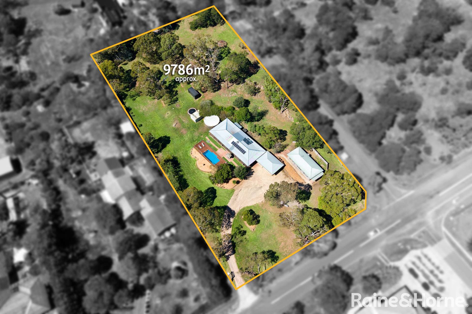 83 Mount Gisborne Road, Gisborne For Sale by Farmbuy.com - image 1