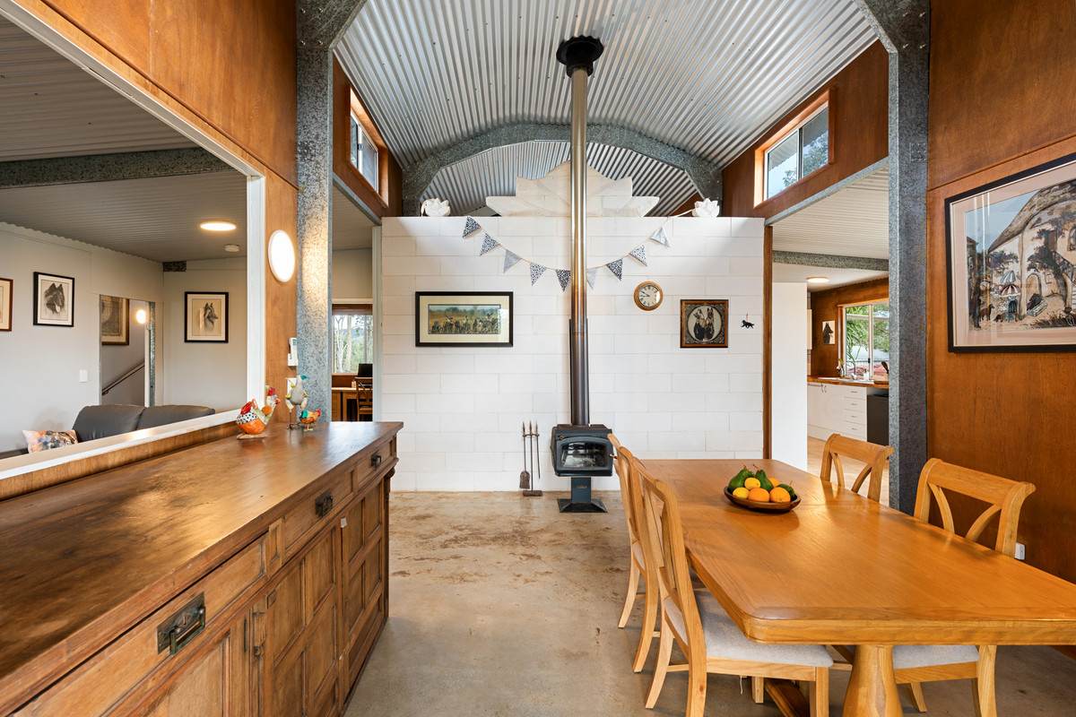 495 Hell Hole Creek Road, Upper Flagstone For Sale by Farmbuy.com - image 6
